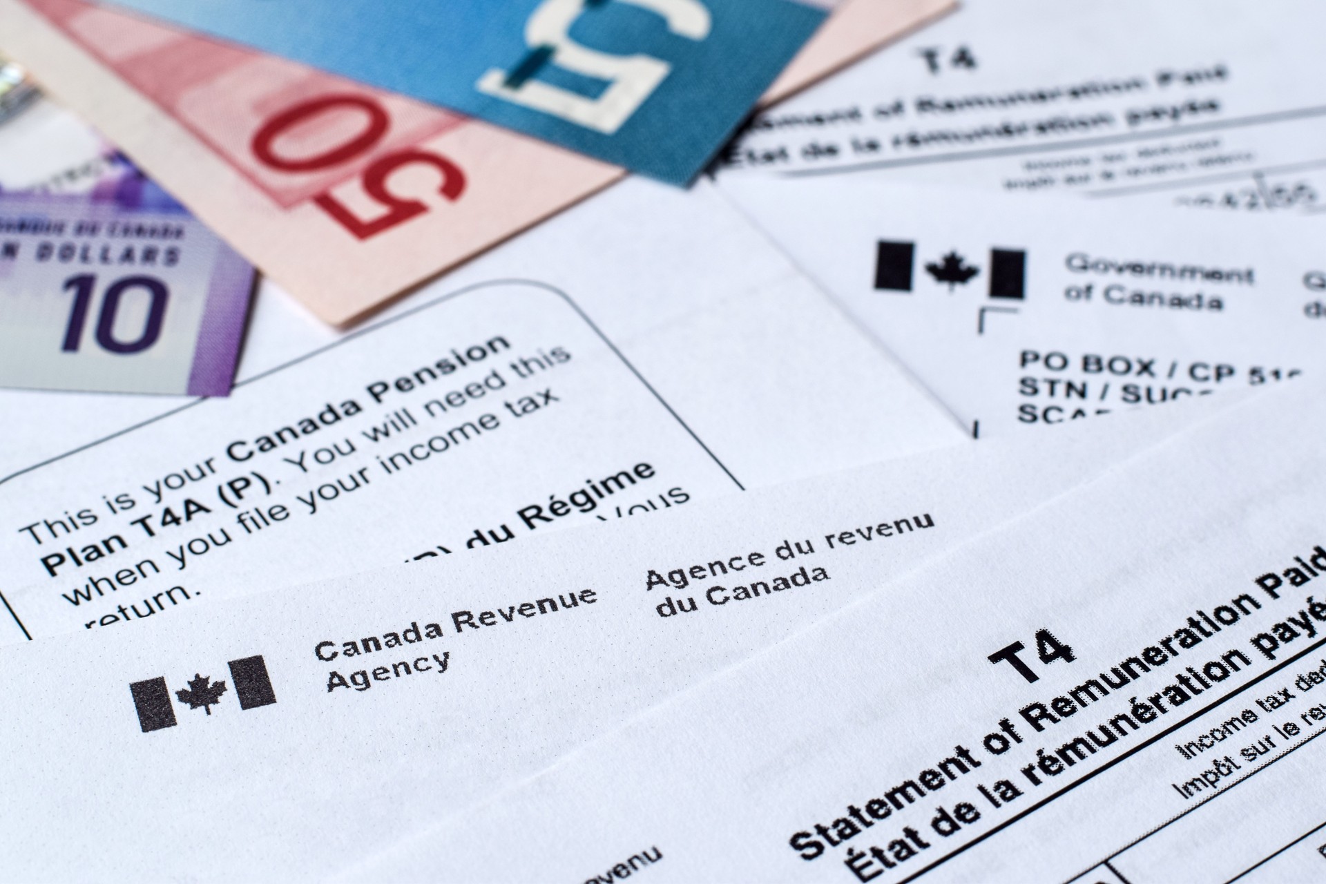 Canada Revenue Agency income tax forms and statements